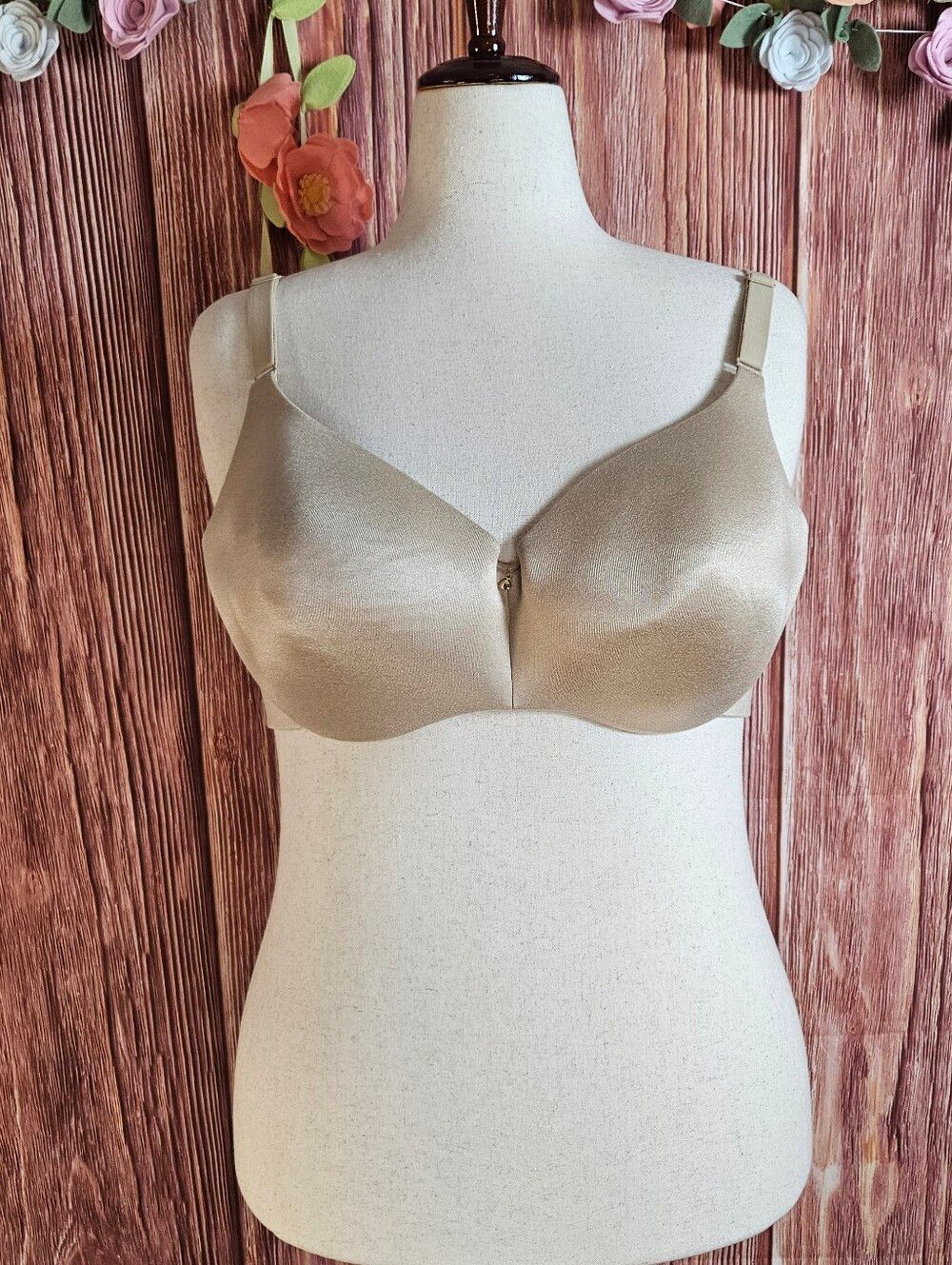Cacique Lightly Lined Balconette Bra Size 40DD